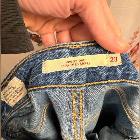Size 23 “Baggy Dad” Levi’s - Picture 2 of 6
